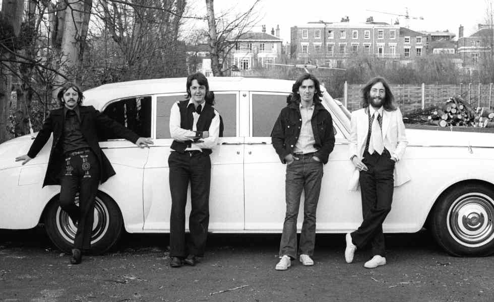  The Beatles: Ayer, hoy y siempreSubtítulo