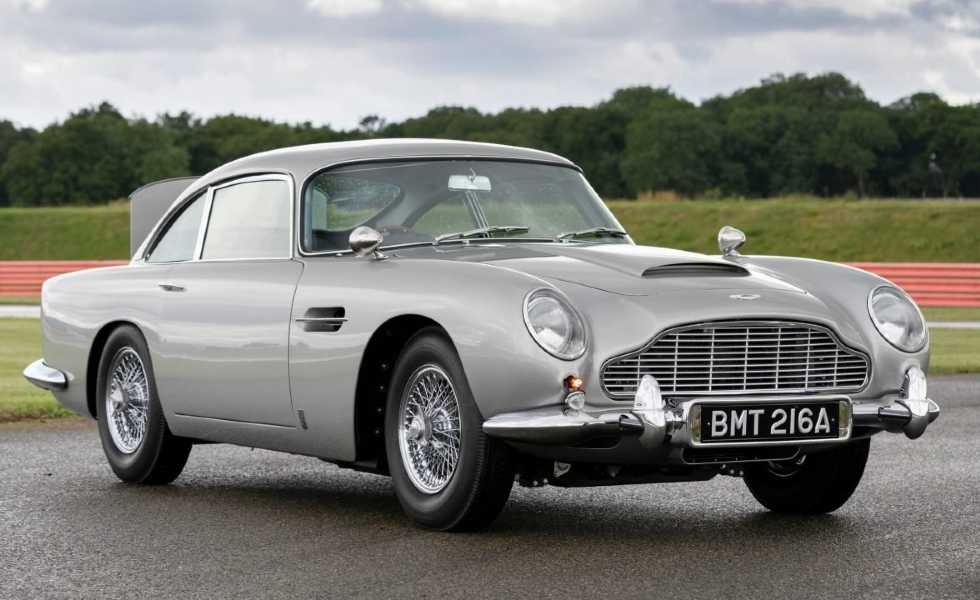 Regresa el Aston Martin de James Bond 007Subtítulo