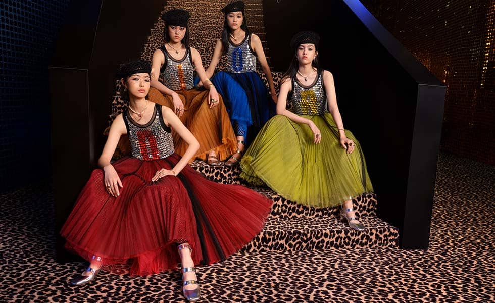 Dior presenta su colección Primavera 2021 en ShangháiSubtítulo