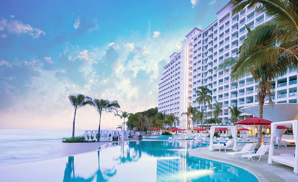  Hilton Vallarta Riviera abre sus puertasSubtítulo