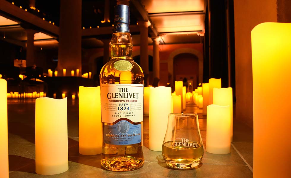  Candlelight, The Glenlivet ExperienceSubtítulo