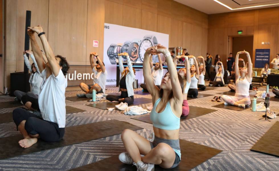  Samsung y su sesión fitness con lululemonSubtítulo