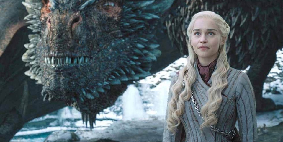 Daenerys ofrece cena virtual a cambio de donaciones